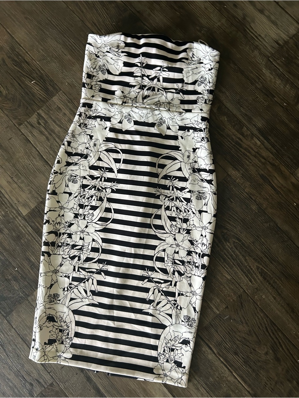 Strapless Black & White Floral-Stripe Bodycon Dress